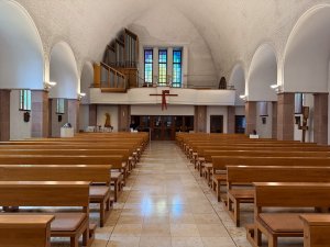 Propstei St. Johannes Nepomuk - Kirchenschiff